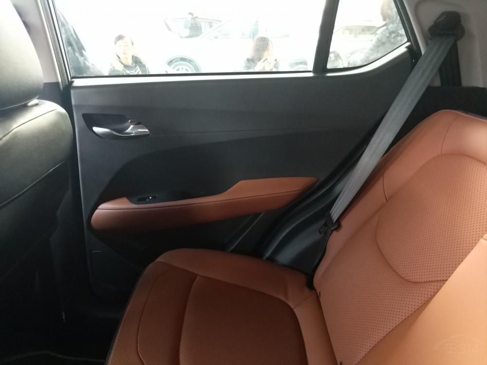 ABS+EBDȻǱ䣬ESCȶϵͳ+VDC̬ϵͳ+TCSǣ+HABɲ+ǰ˫ҲΪи䳵͵ı׼ã+̥ѹΪ䳵͵רȫãٸӦԶӷ+״͵ӰҲи䳵͵ı䡣