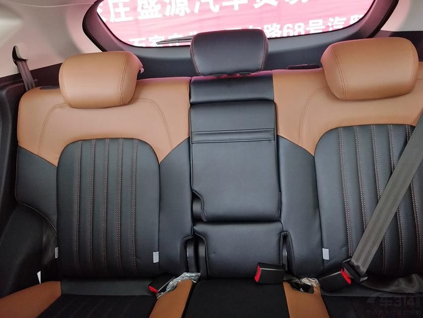 ����ɫ�����ϡ�