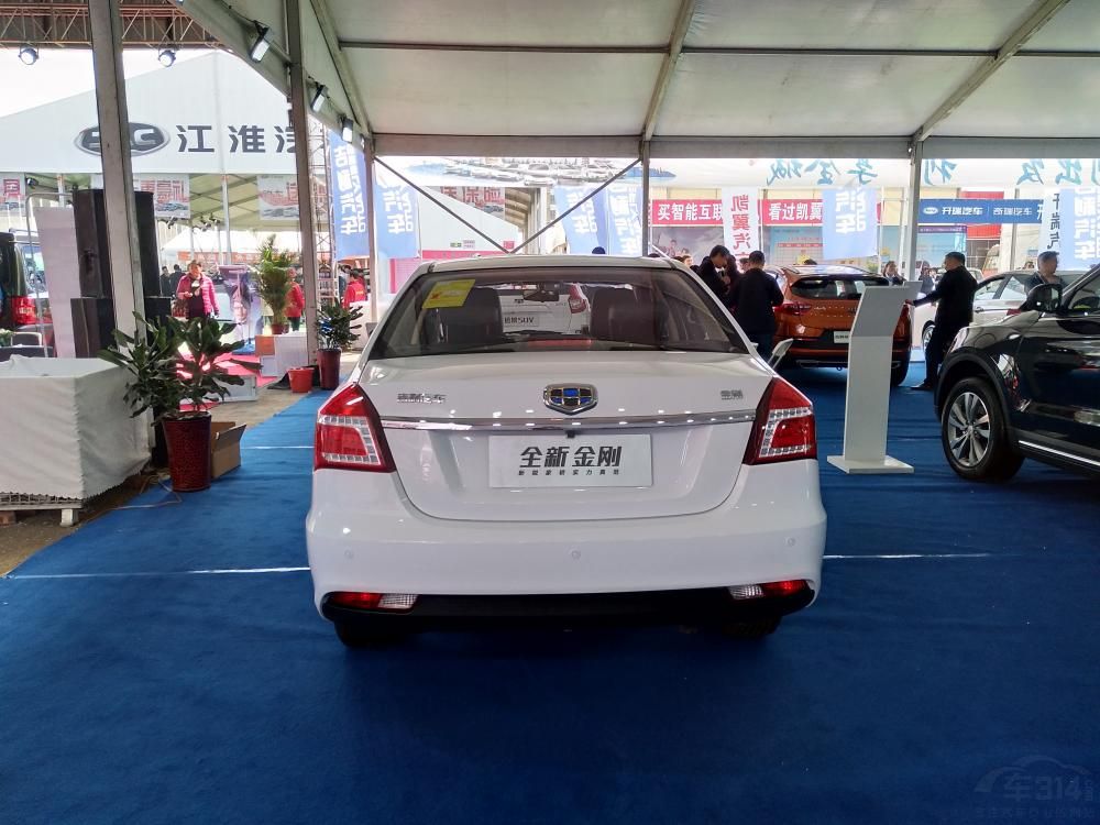 ȫ�½�ս�����һ̨1.5L������������ʸ����ŷŲ�ͬ�ﵽ��V�ŷŵĳ���Ϊ102������