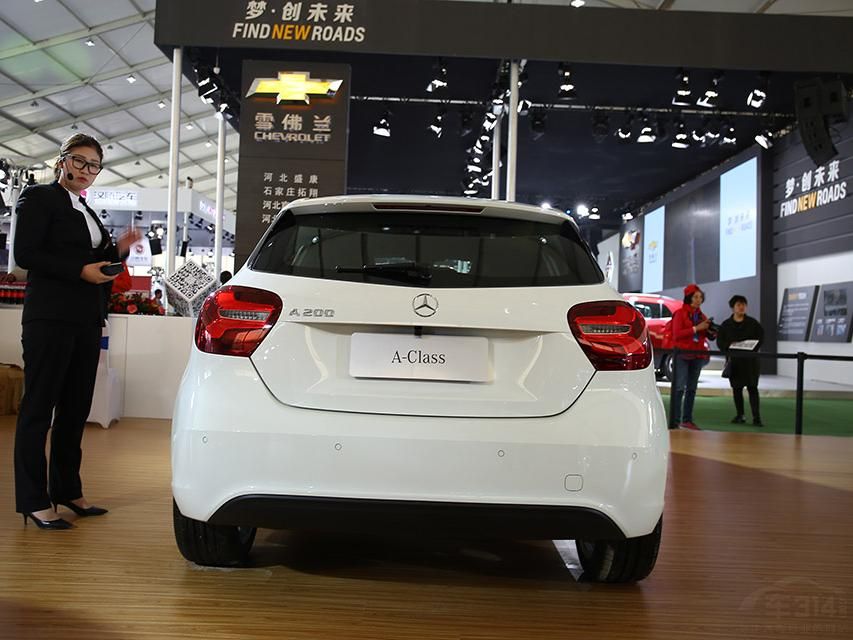 ����һ�ľɿ��ӷ�����ģ��޳���Ʈ�ݵ����͸����˶���������Ͽ�˵����˵�С����������A�����������С�ܡ�