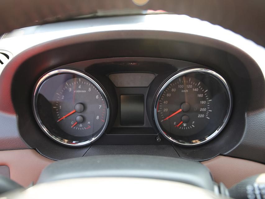 �Ƴ�����1.5T+6MT������ϵĳ��ͣ�����1.5T�����������Ϊ154��������ֵŤ��Ϊ220ţ���ס�