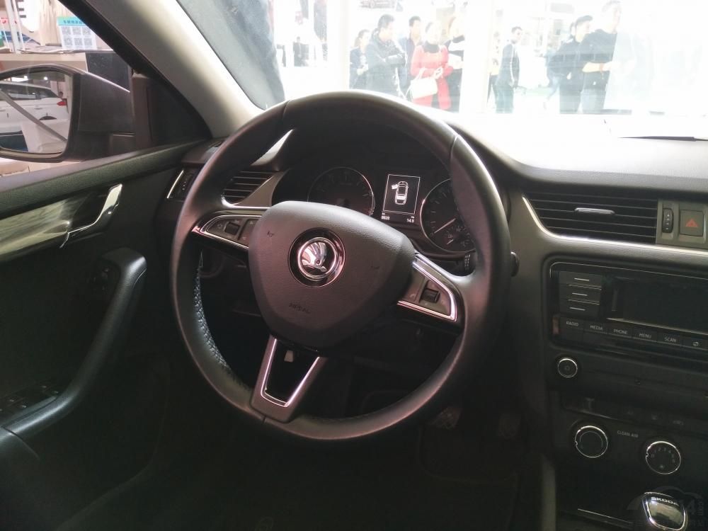 ǰ����������ȫ�µķ���ʽ��ơ�