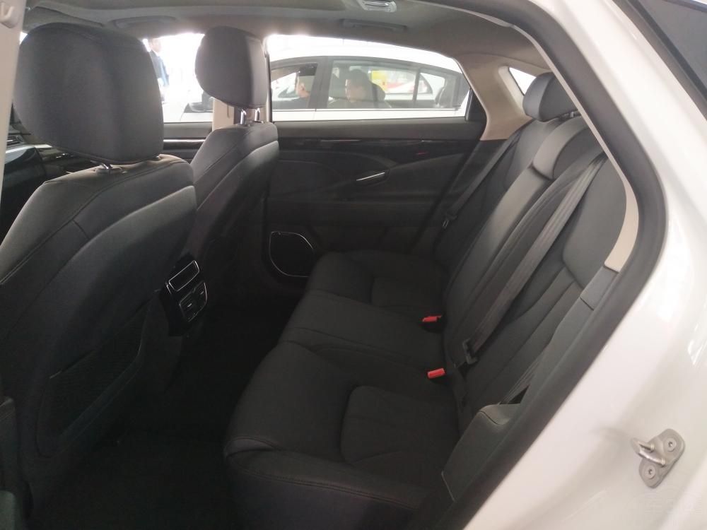 ���𻹽�����2.4L��Ȼ���������������������Ϊ162����������ϵͳ����ƥ��6������һ������䡣