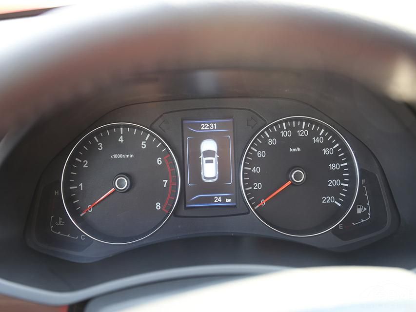 ߴ糤߷ֱΪ4305/1780/1655mmΪ2600mmȻλСSUVݻﵽ375Lŷŵ1350L