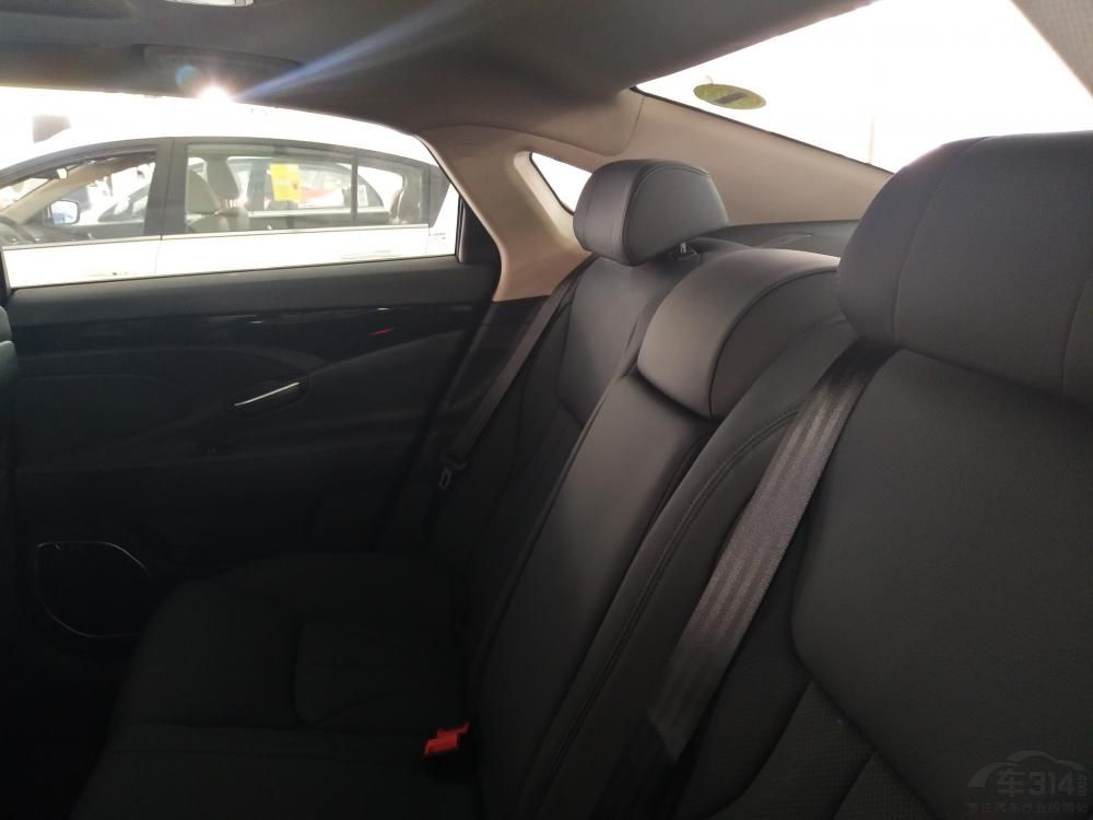 ����ϵͳ���棬����Ϊ�����ṩ��2.4L��1.8T�Լ�3.5L V6���������ͷ�������������ѡ��