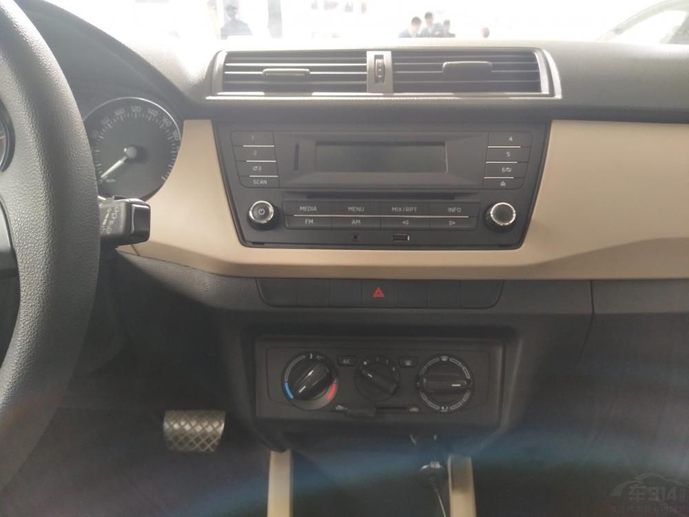 ���β��������к�Ũ�صġ�����ζ��������׼��ʽ������ʽ�๦�ܷ�������˫�����Ǳ�����ϡ�