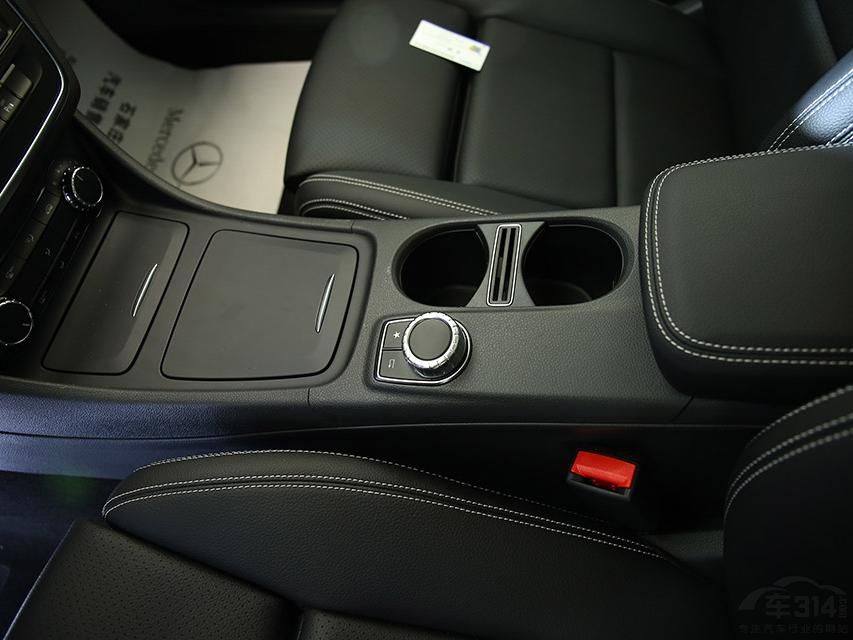 �п�̨�����䱸��8Ӣ��߷ֱ�����ʾ����