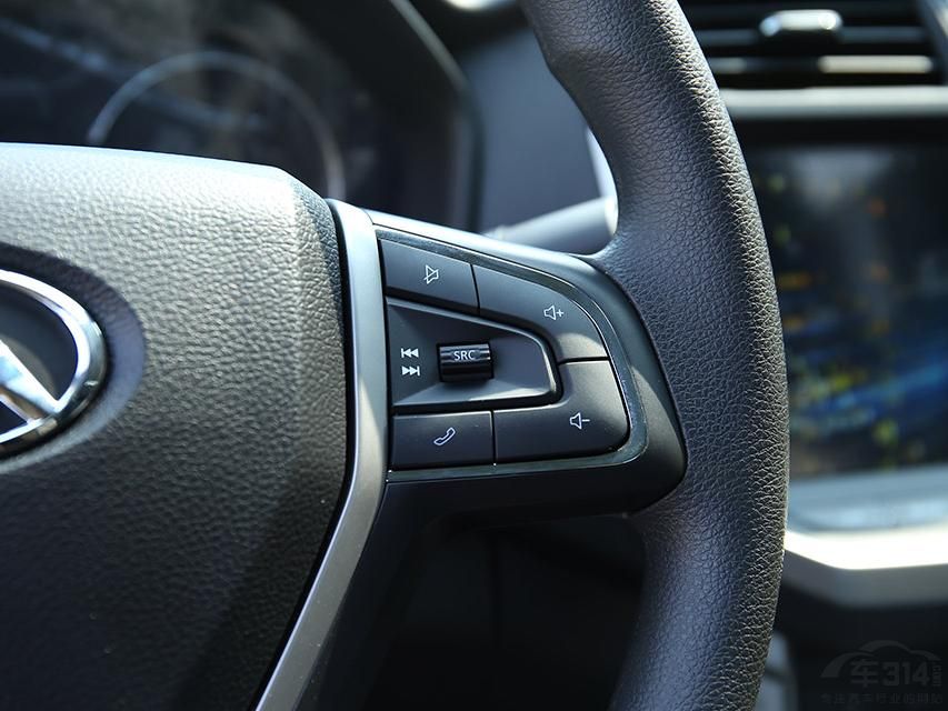 �п�̨�����䱸�˴�ߴ��Һ����ʾ�����·��ĸ��ְ����Ų���ʮ�����롣