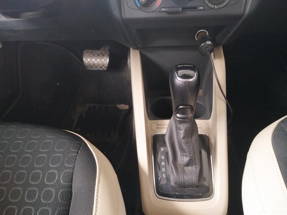 ���п�̨�����尴������Ҳʮ�ִ�ͳ��