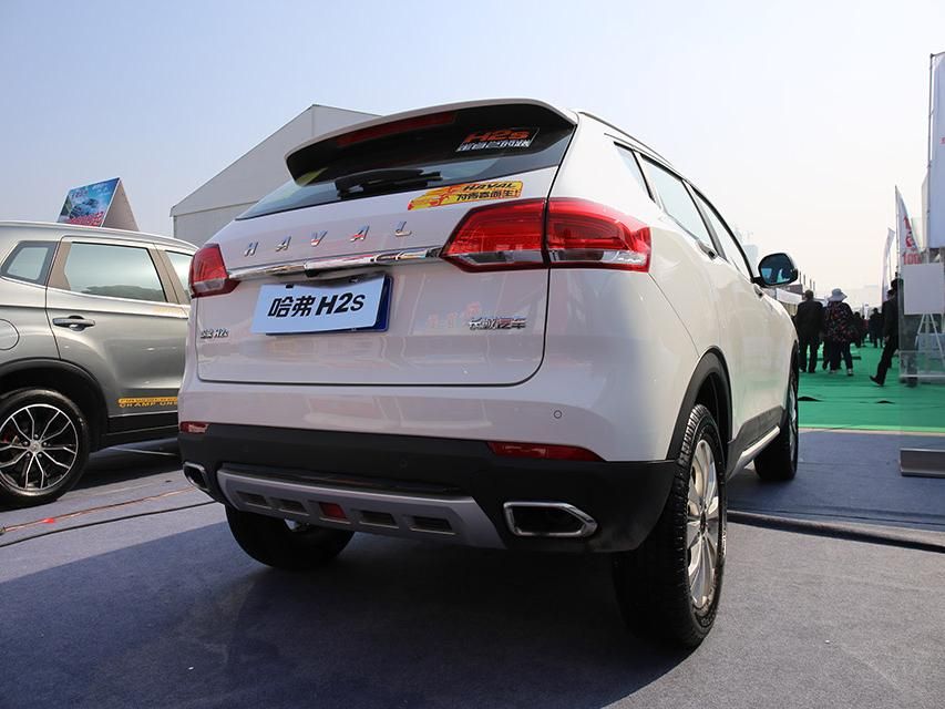 ����泵����Ϊ4146��1772��1617���������1638��mm����������Ϊ2550mm��