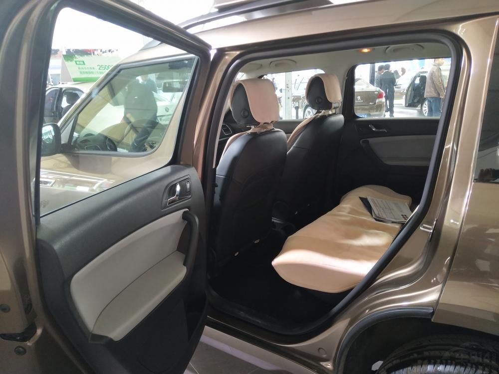 Yeti������LED���ʽβ���顣