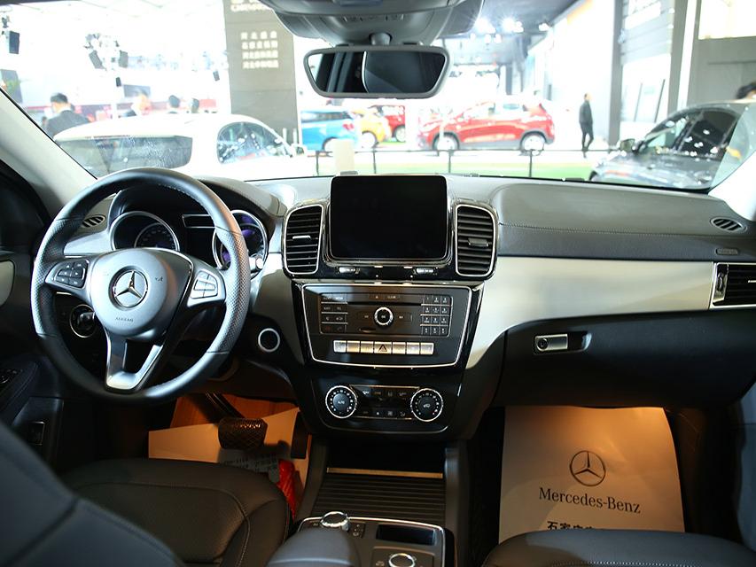 ���β��֣�����GLE���䱸��ȫ�µ�8Ӣ��Һ����ʾ���������ķ�ʽ��Ƶķ���������Ϊ����ʽ���͡�