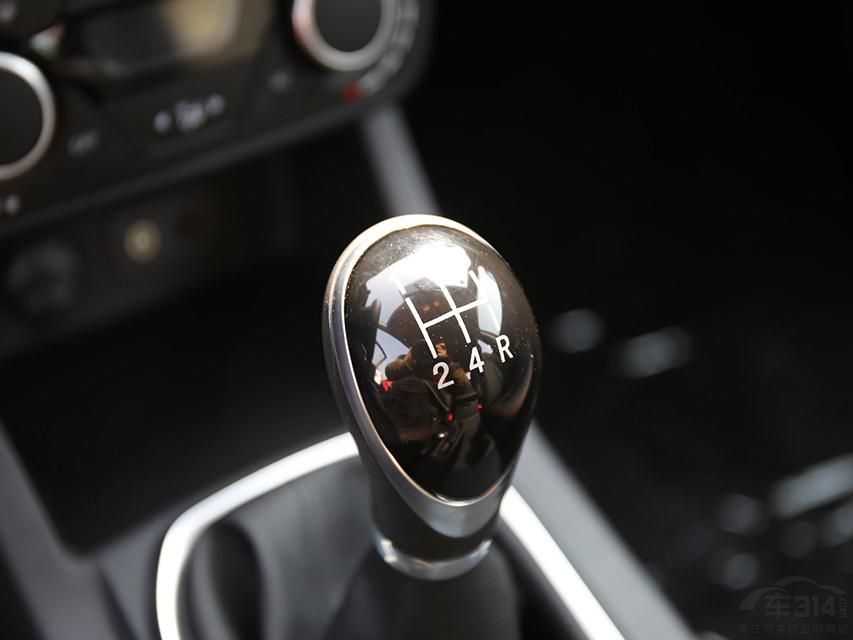 �ó����ֿ��7�ֳ�����ɫ�Ļ����ϣ�������״Ԫ����ɫ����ɫ�����൱�ḻ��