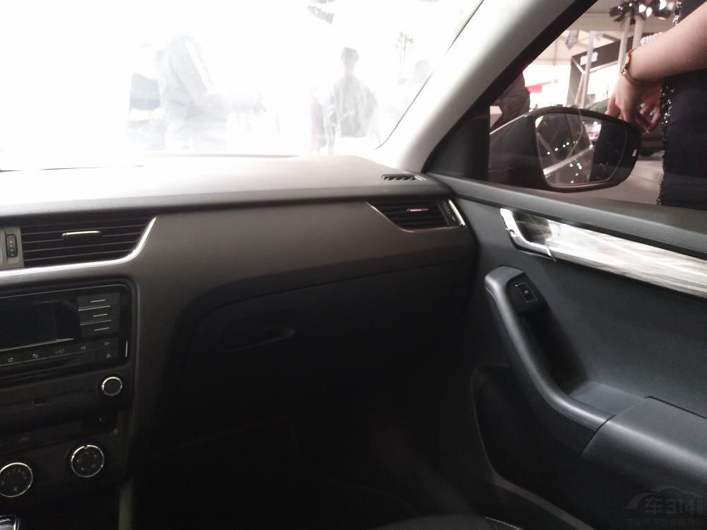 �ڲ�����ȫLED��Դ������ȥʮ�־��и��ԡ�