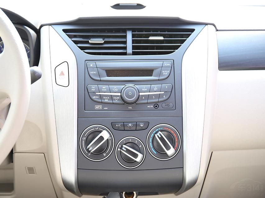 ��ʵ��ʵʱ���졢����Ѱ����ԤԼ������һ�������ȹ��ܡ�