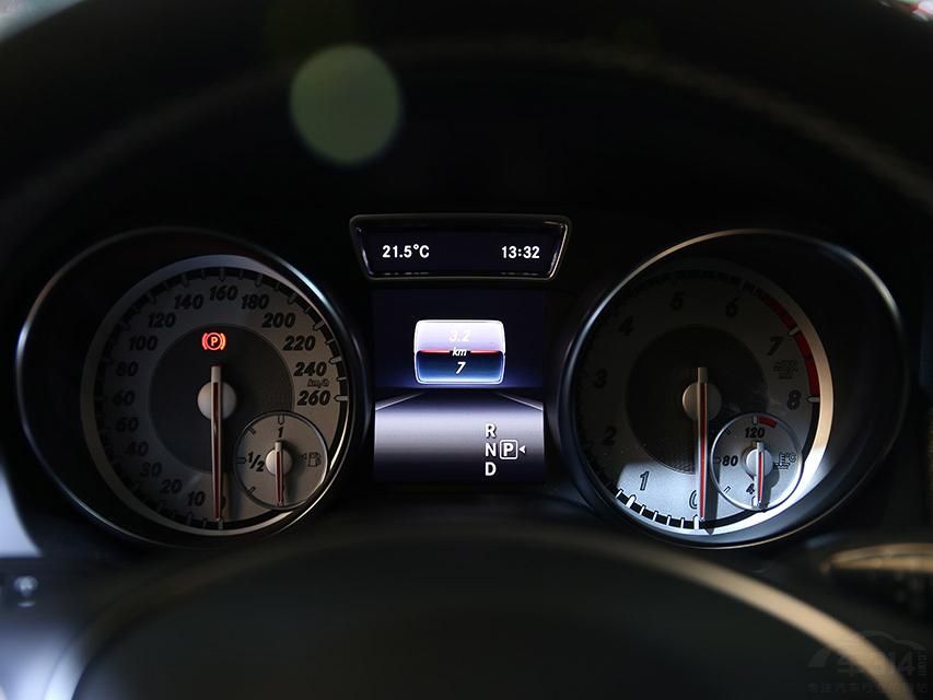 GLAȫϵ䱸˫촰ֻǰ촰Բִ򿪣ԼΪ0.24ƽס