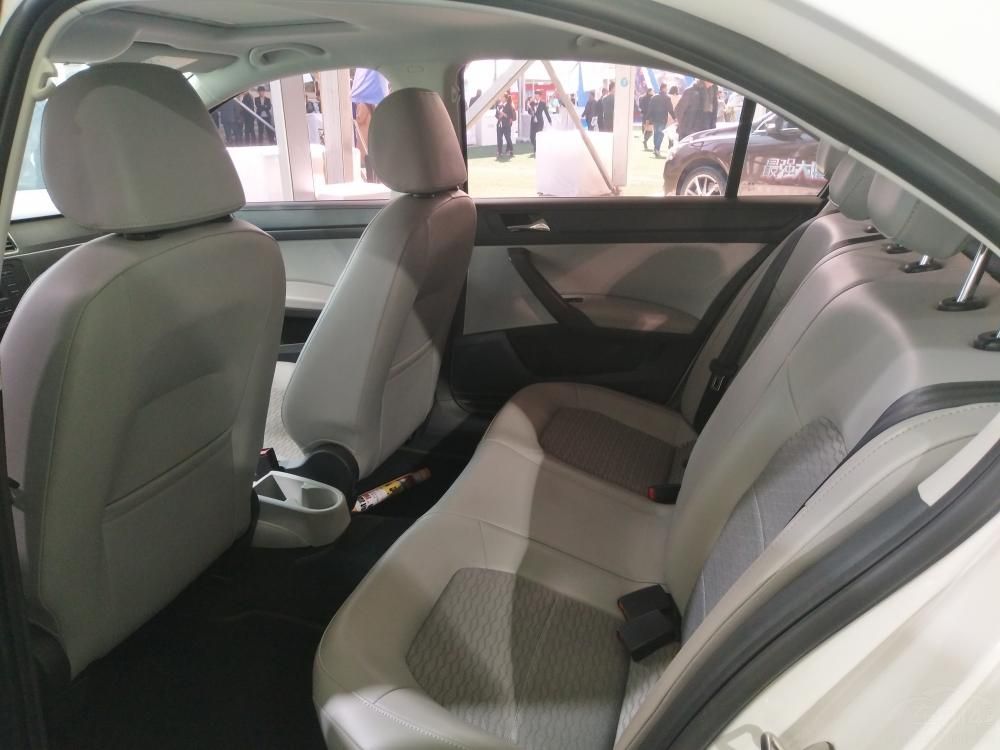 �䱸�ж๦�ܷ����̡�