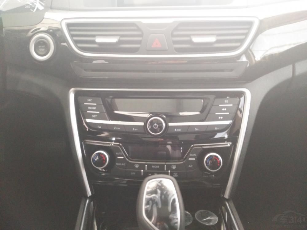 ���������𻹿���ѡװ����ʽ���ܷ���Ȧ����ͬ��ʽ�ĸ�դ���촰��LED�ռ���ʻ�ơ�ӭ���ơ�ACC����ӦѲ��������Ӱ��ȡ�