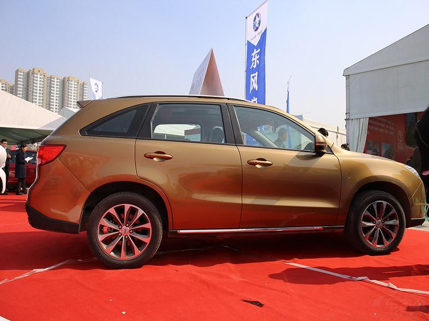 �ٰ����ǻ��������Ƴ����׿������SUV���͡�