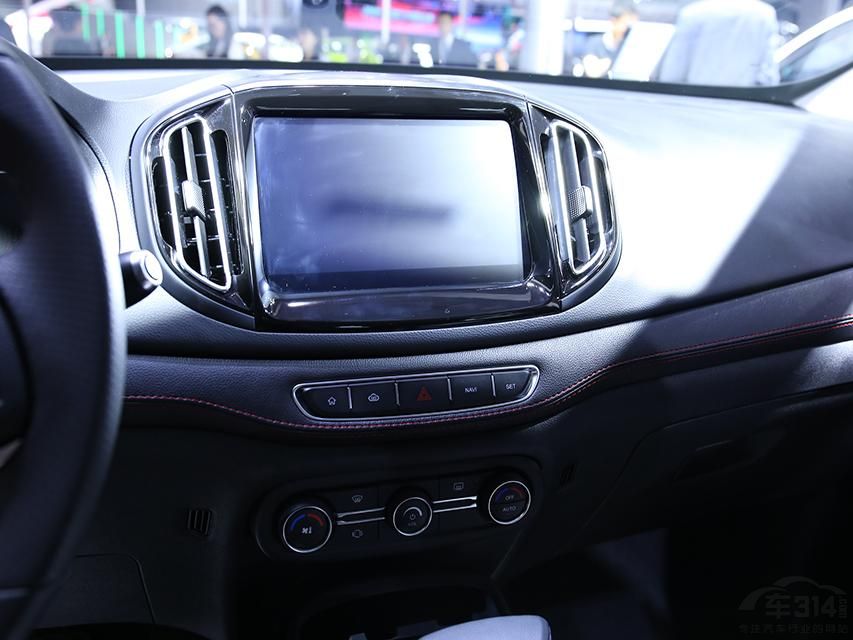 �³������ṩȫ��������ɫ��ѡ��