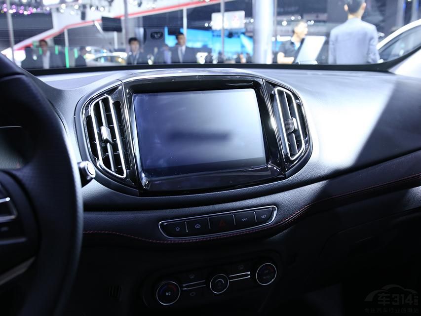 �³��ĳ����ߴ糤���߷ֱ�Ϊ4505/1837/1670mm�����Ϊ2670mm��