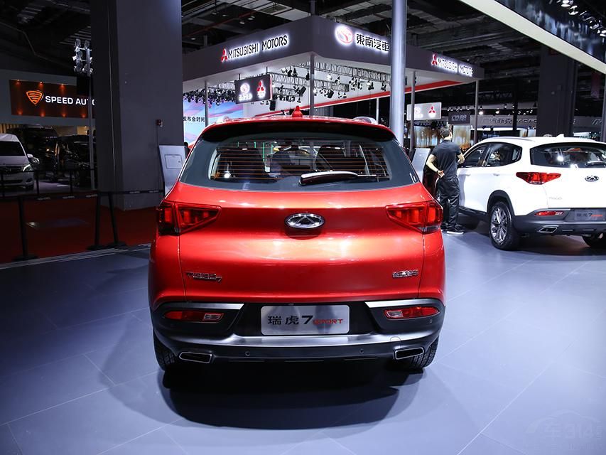 ����Ŀǰ�󲿷��Զ������Ͷ��ǲ��õ�CVT�����䡣