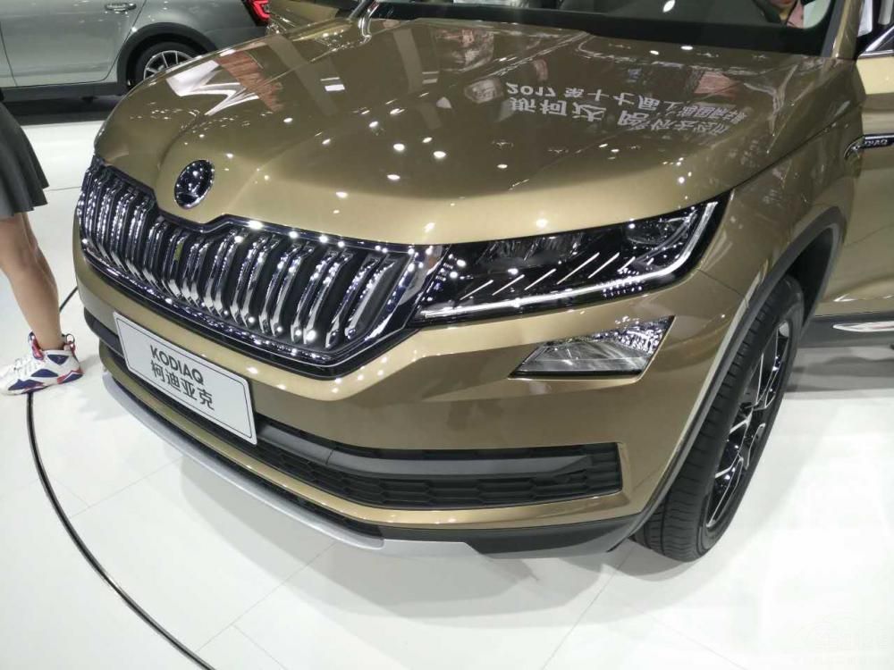 ��������Ϭ���Ĵ�ƣ���������ֵ��ɫ���١�