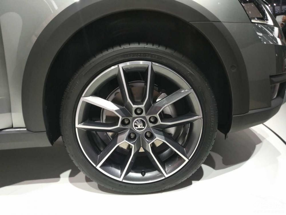 β����Ƹ��Ӿ��в�θС�