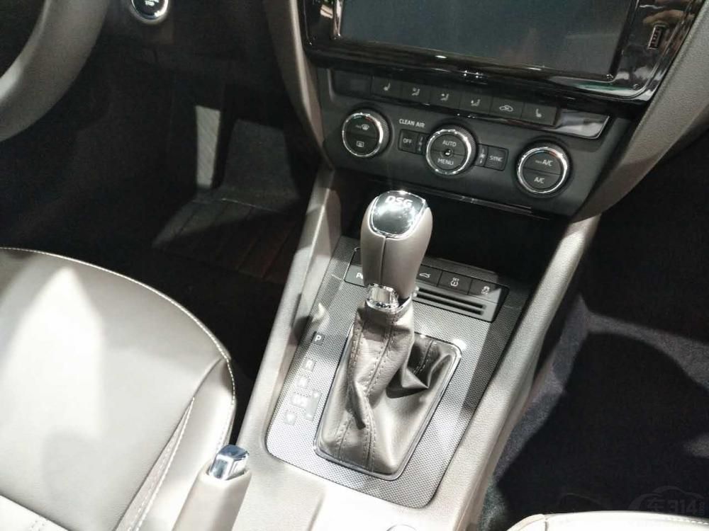 �������潫�ṩ6�ٺ�7��DSG˫��ϱ�����ѡ��