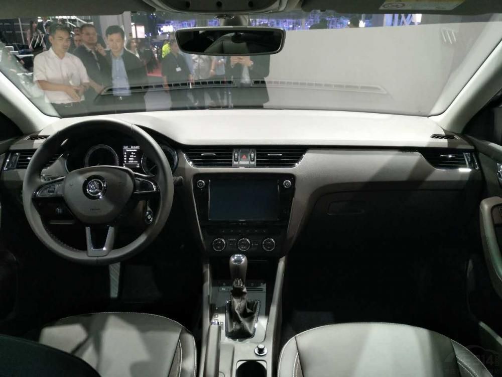 �п���ʾ������Ϊ9.2Ӣ�硣