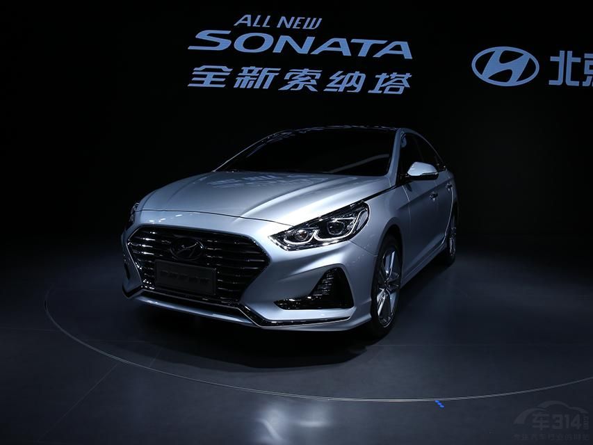 ���˶��汾�Ľ�����դ���õ��Ǻ�ɫ��״ʽ���