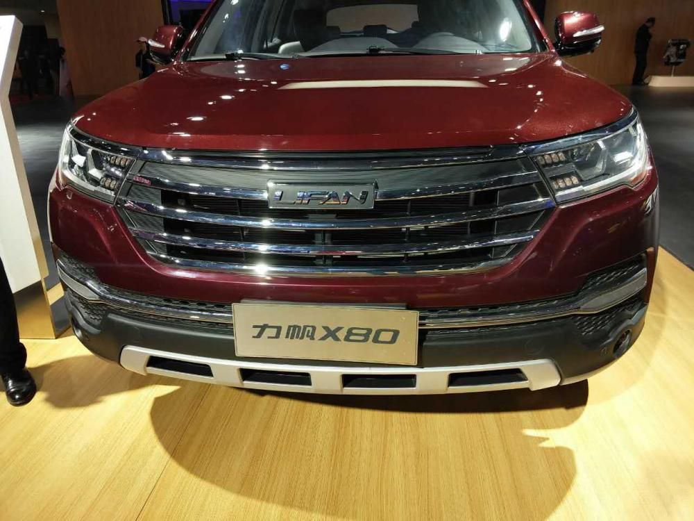 �����ߴ���GS8��CS95֮�䣬�Ӵ������Ϊ�����ڲ��ռ�����˻�����