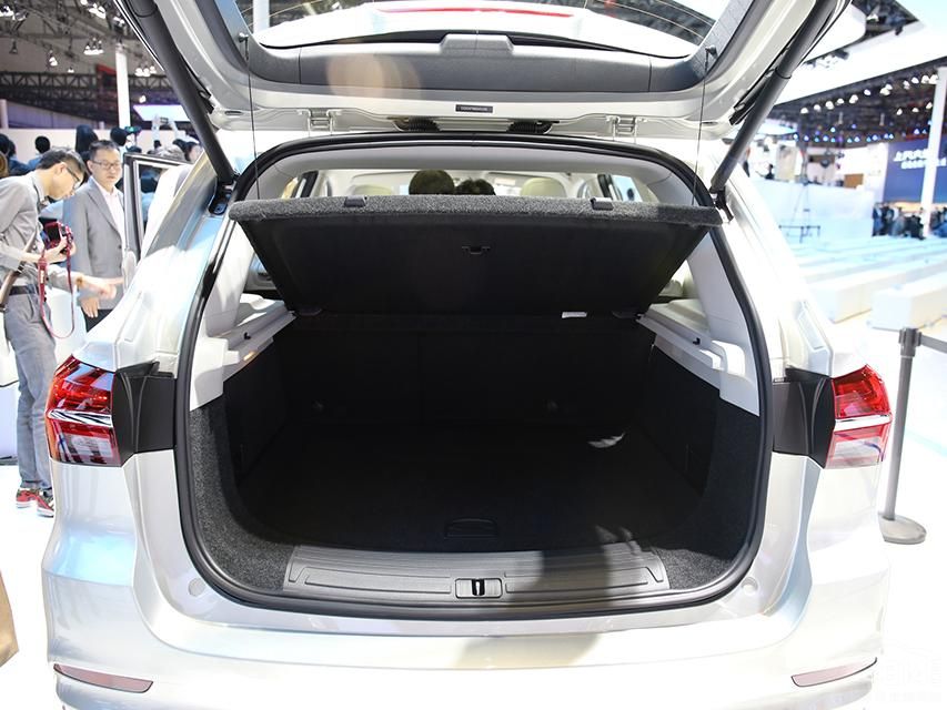 ����ʹ�������밢�Ｏ�ź����з���YunOSϵͳ��