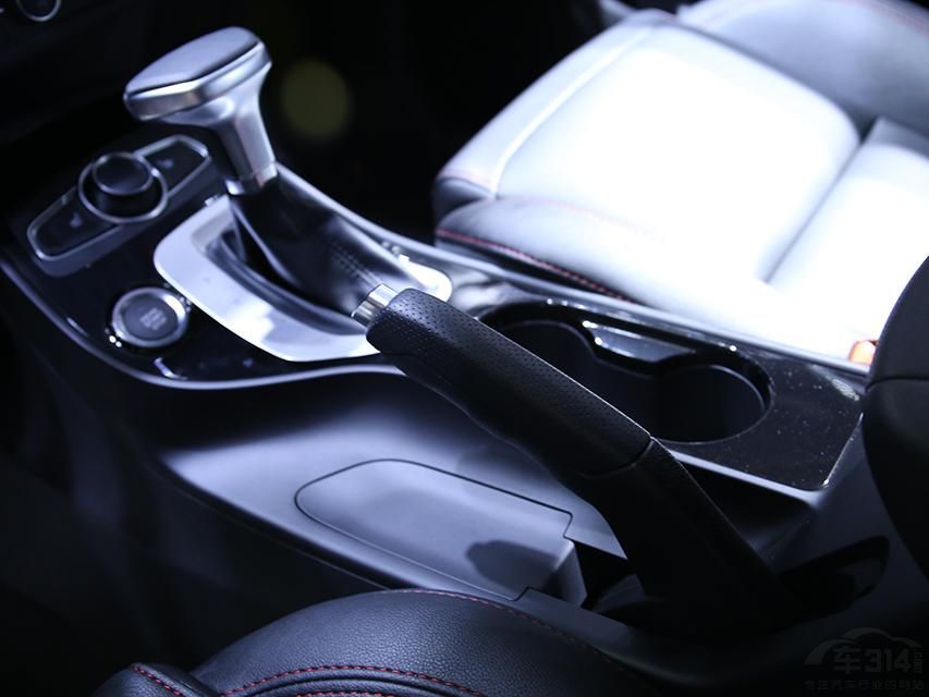 ����Ϊ��������һ����ɫ������