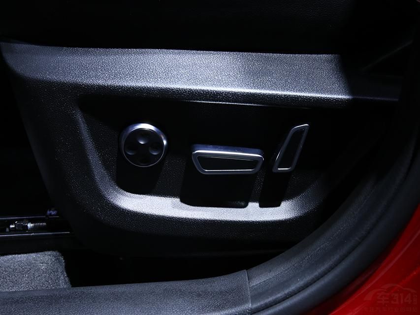 �������֣��������һ̨1.5T������ѹ������ƥ��6��˫��ϱ����䡣