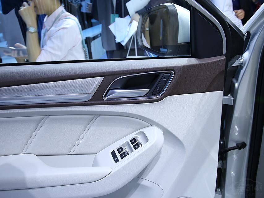 �³�������������eRX5���������12.3Ӣ�������Ǳ���