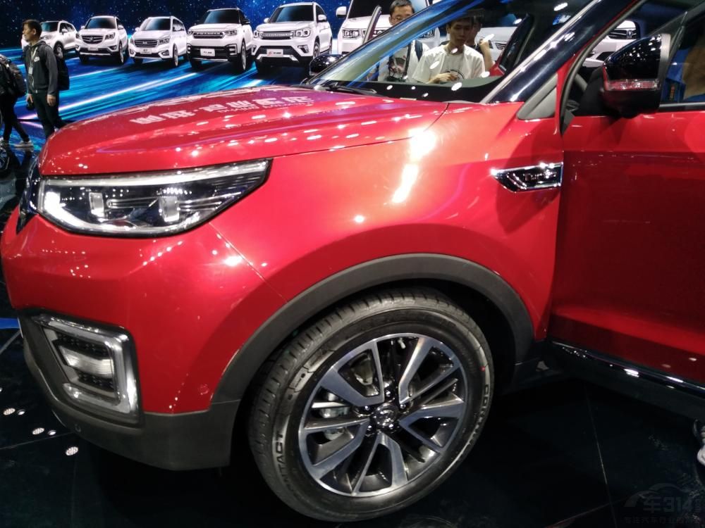 ���ռ��г���λ��ǰ���ո����࣬C����ƽ�Ϊ���¡�