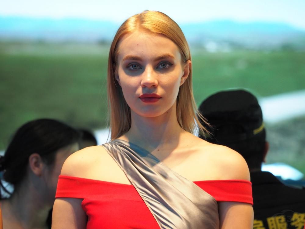 ������ô������������ô�ξ����۾�����ú��������������һ�㡣