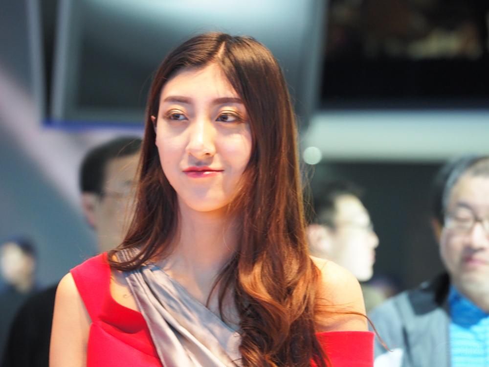 �۰�ȴ�Եõ����ط�����ɫ�����⣻����Ƥ����ë�������������ܲ�ڡ�