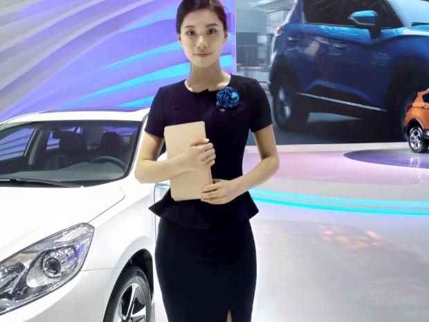 ��˫ü���䣬СС�ı���΢΢���̣������������������