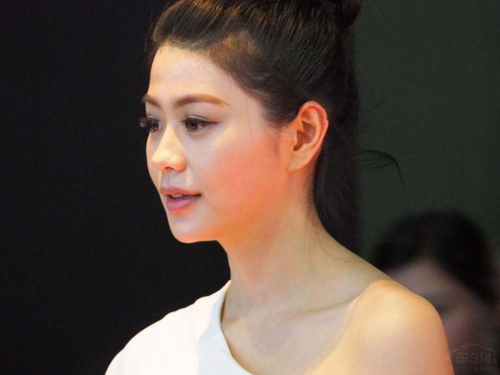 ������һ�£������򾲣�����Լ�����ֵ��