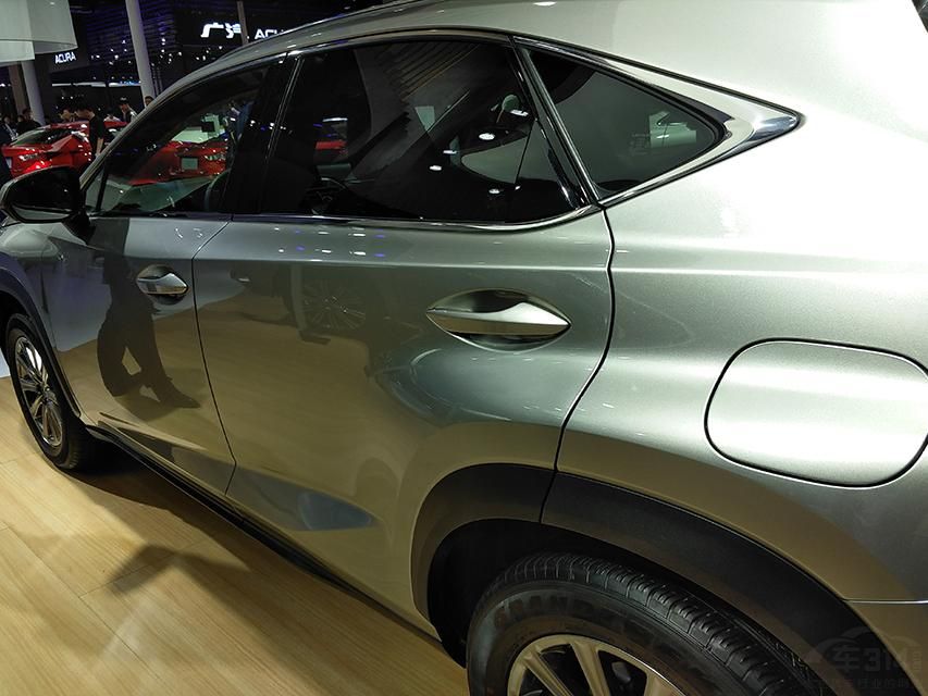 ����������û�������£�ϸ�ڼ����˸���ʱ�ж���Ԫ�ء�