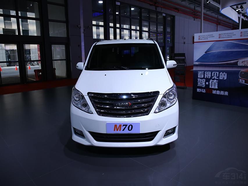 ��ΪҰ�����µ��׿�MPV���ͣ��³������������ǰ������Ұ��M302ʮ�����ơ�