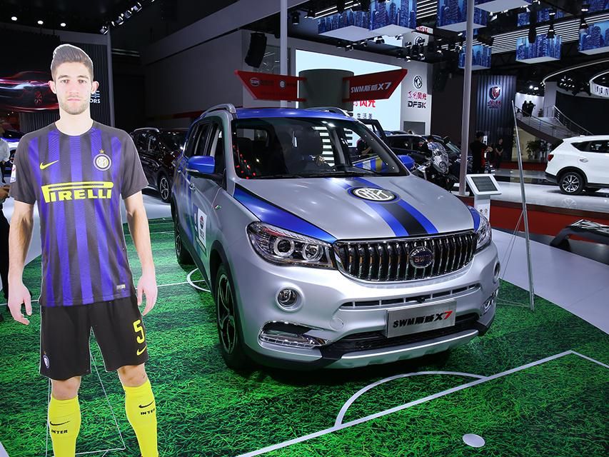 ��Ʋ���Զ�������ʽ��ƣ�������͸����