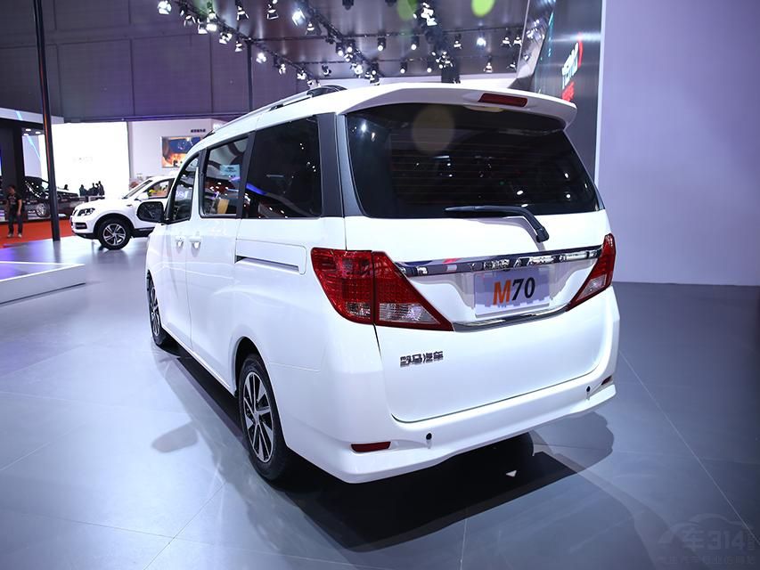 �³������ߴ�ֱ�Ϊ4580/1730/1825mm�����Ϊ2800mm��