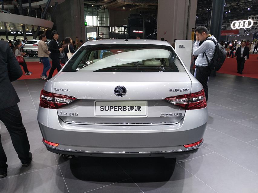 ӲʡµԪأǰ˴Ƿβ仯ԲΪӲʣβƱϬ