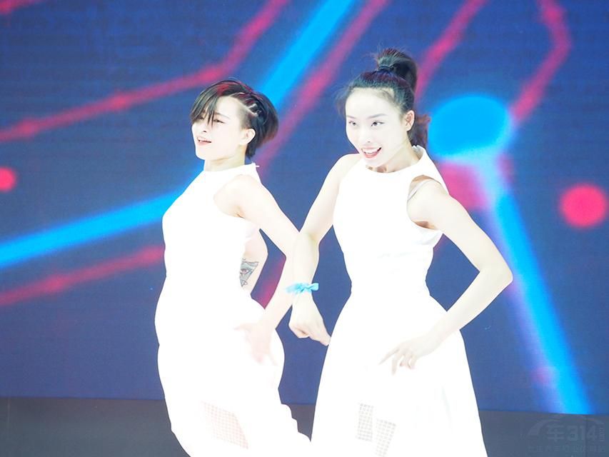 ���Ǿ;���Ĳ�������ɣ�