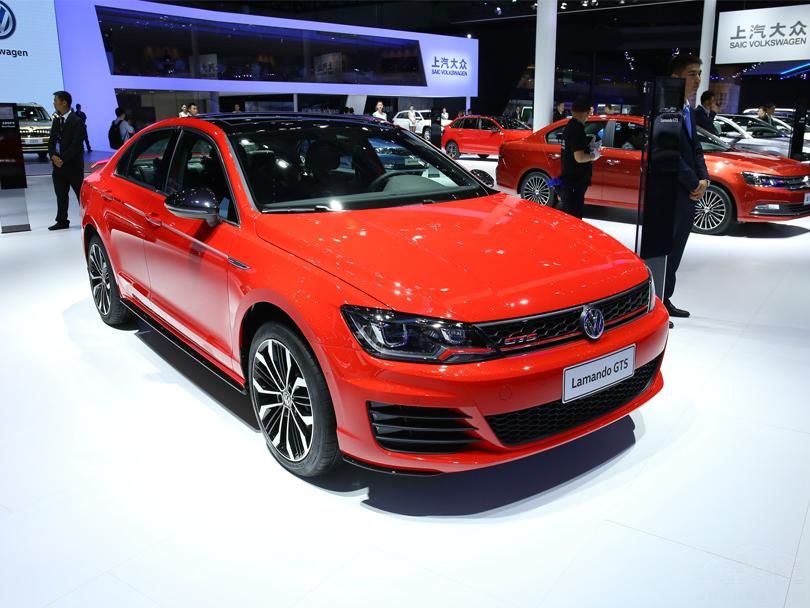 �䳵�������߷ֱ�Ϊ4598/1826/1425mm�����Ϊ2655mm�����ֿ�ͱ���һ�¡�