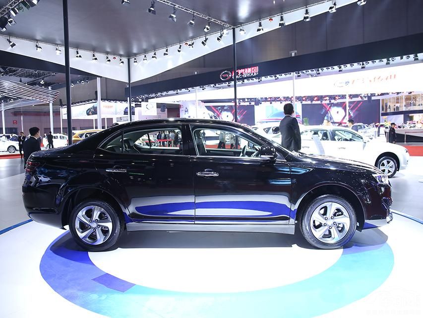 �³���ǰ�������븣���ɵ�ŷ�ǳ����ƣ������������ζ���ʽ��դ��ƣ�ǰ���������Ƿ��������䲻�������͵�ǰ��Χ��