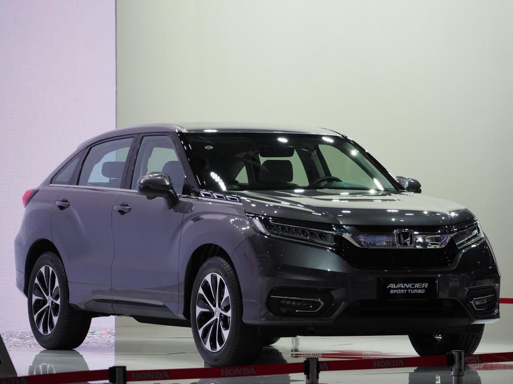 ����ν�ﱳʽ�ĺ󲿳������͸�������Դ�ڲര���������ĸ��˵Ĵ�����